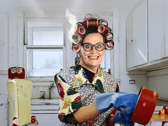 Further Adventures in WOMANING - Anne Gildea