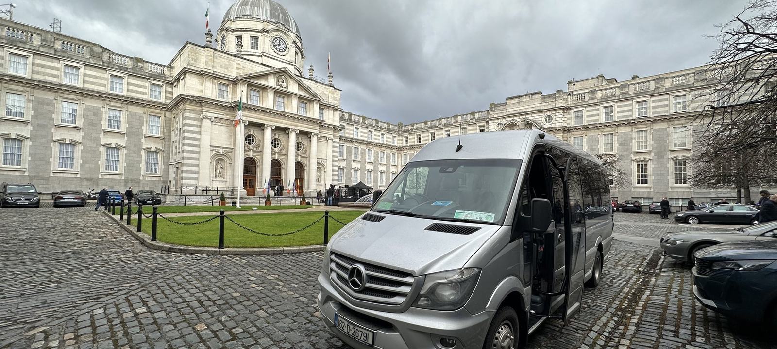 Peak Travel Limousine