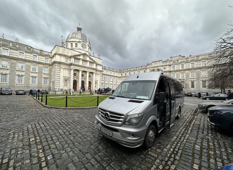 Peak Travel Limousine