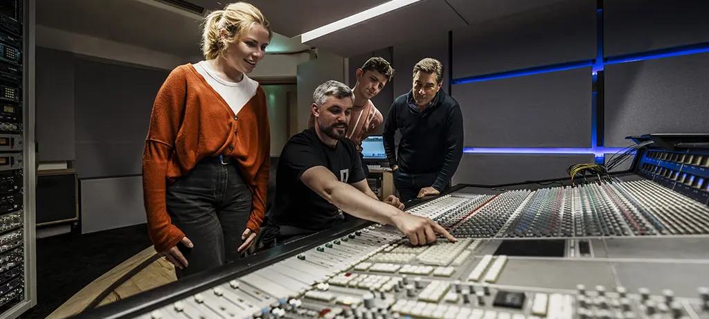 Dublin by Dusk: Studio Tour