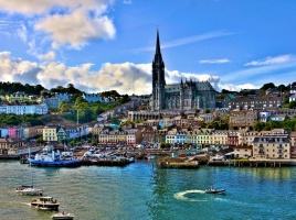 Blarney Cork and Cobh Tour by Paddywagon Tours