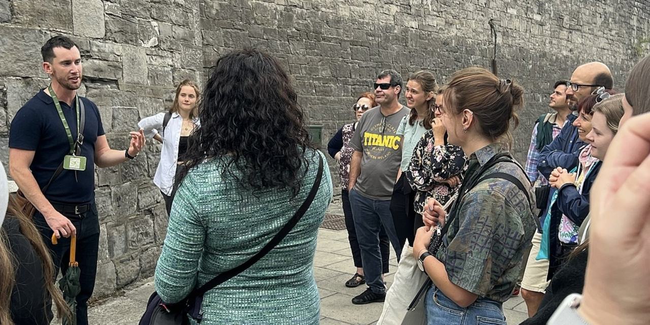 Highlights and Hidden Gems Walking Tour