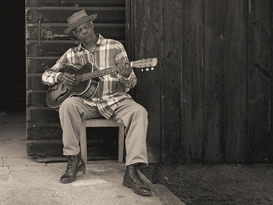 Eric Bibb