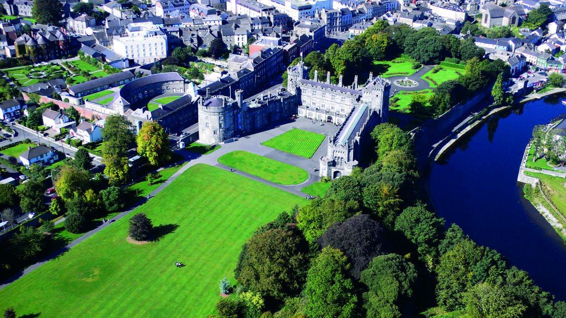 Killkenny, Wicklow and Glendalough Private Day Tour