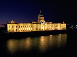 Panoramic Night Tour – Big Bus Tours Dublin