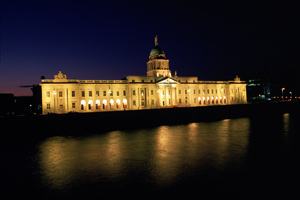 Panoramic Night Tour – Big Bus Tours Dublin