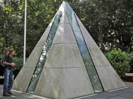 National Memorial to members of the Defence Forces