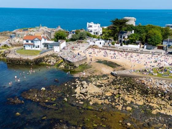 Art by the Sea – Guided Walk on Stories of Irish Artists, Writers and Visionaries