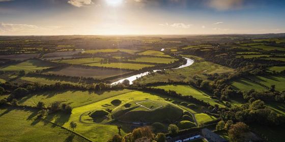 Private Day Tour of Boyne Valley and Slane Distillery