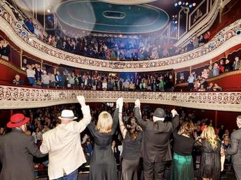 Thanks for the Dance - The Leonard Cohen Story