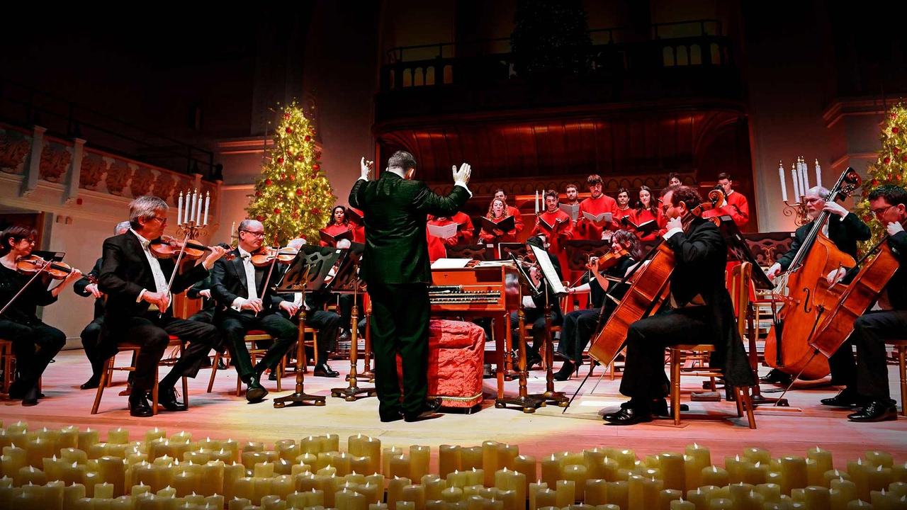 Candlelit Carols