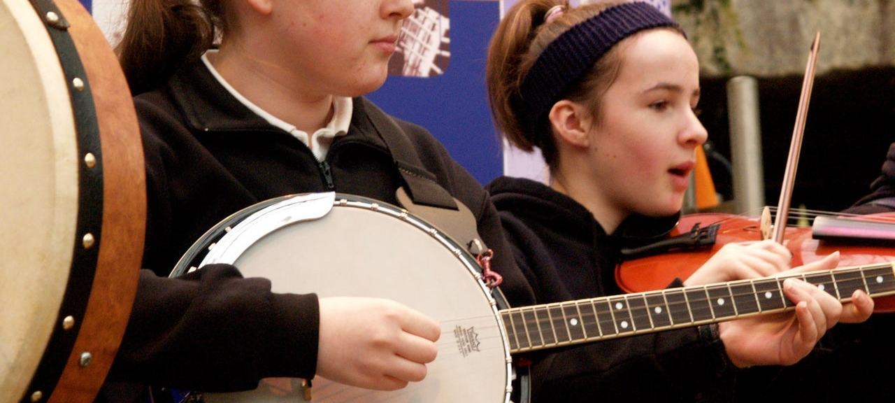 Des Carty Traditional Music School