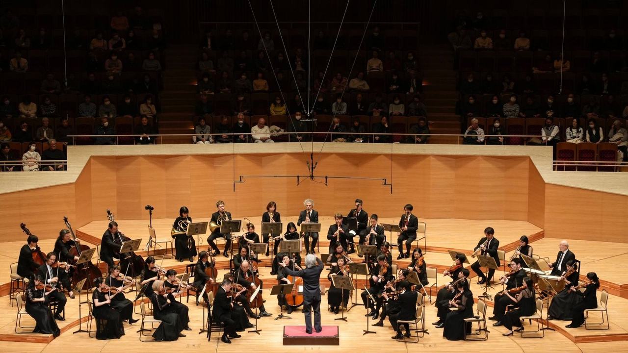 Bach Collegium Japan plays Bach's Brandenburg Concertos