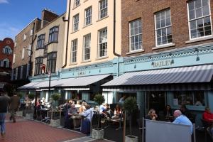 Bailey Bar & Café