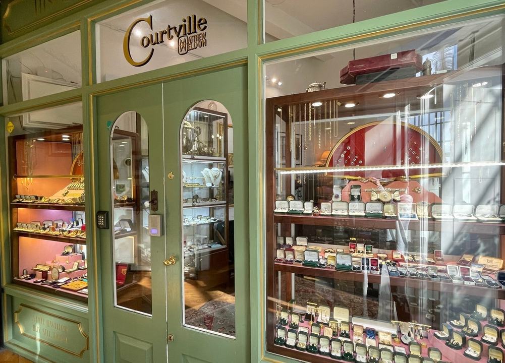 Courtville Antique & Vintage Jewellers