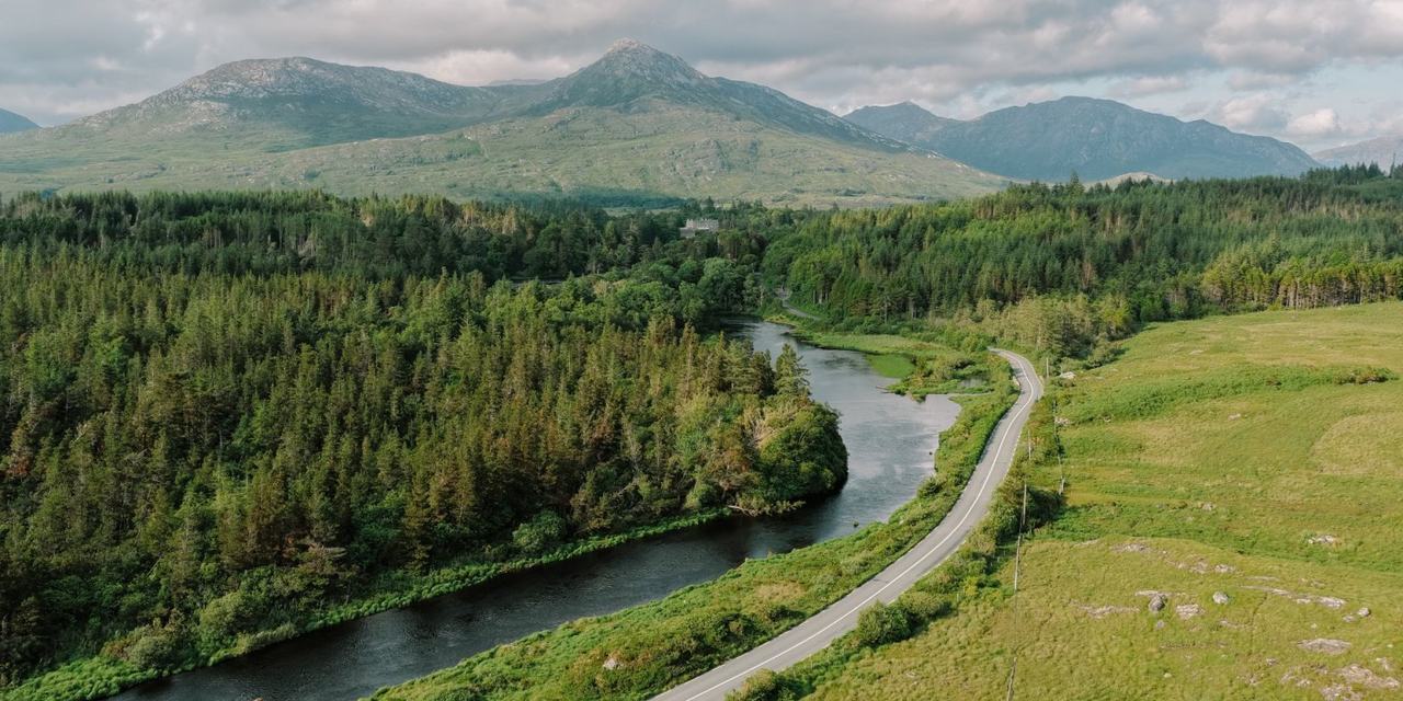 Galway City, Connemara And Kylemore Abbey Private Tour
