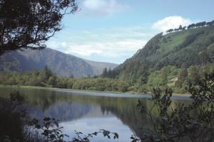 Wicklow Mountaineer Tour - Railtours Ireland First Class!