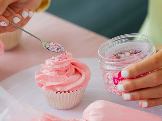 Floral Cake Decorating Workshop at Ardgillan Castle