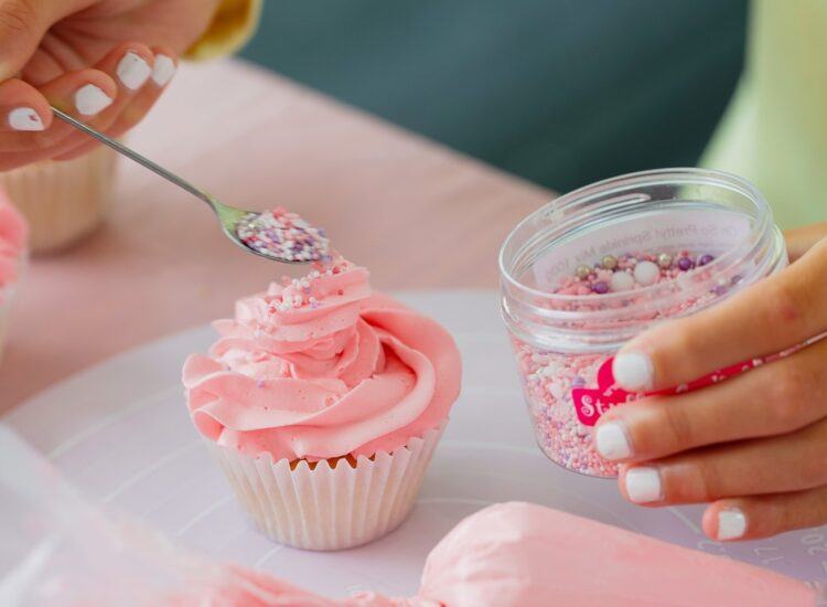 Floral Cake Decorating Workshop at Ardgillan Castle