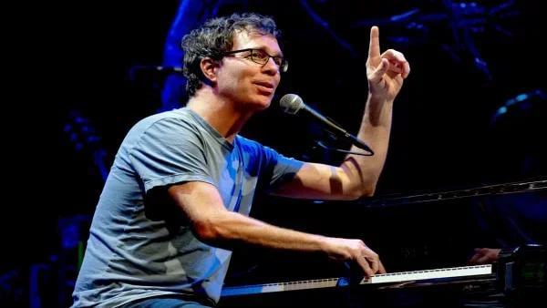 Ben Folds: 'Paper Airplane Request' Tour