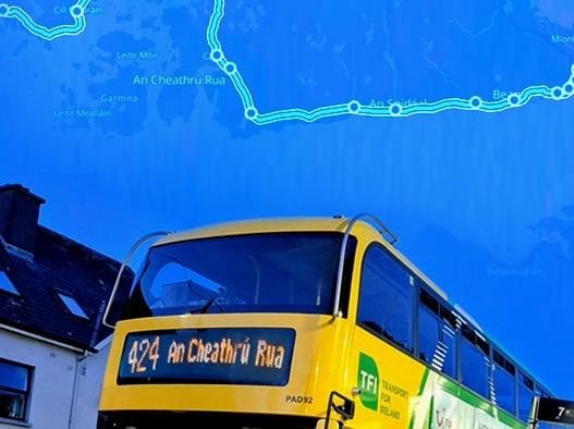 AN 424: AN BUS GO DTÍ AN GHEALCHATHAIR | THE BUS TO THE BRIGHTCITY