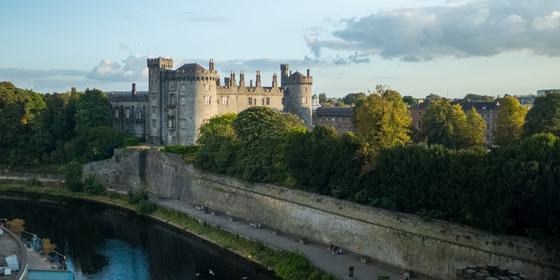 Kilkenny Castle, Rock of Cashel And Limerick Day Tour from Dublin