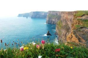 Cliffs of Moher by Paddywagon Tours
