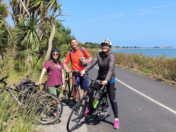 Dublin Coast by Bike in Italian, Spanish and English - The Mountain Call
