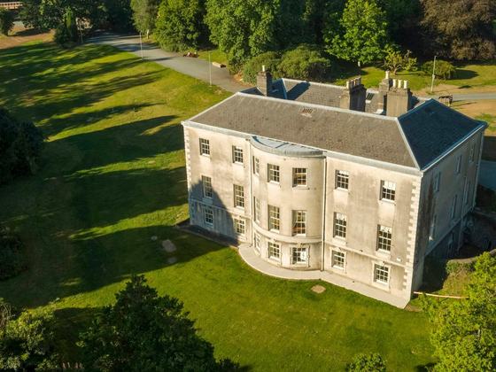 Avondale House and Forest Park