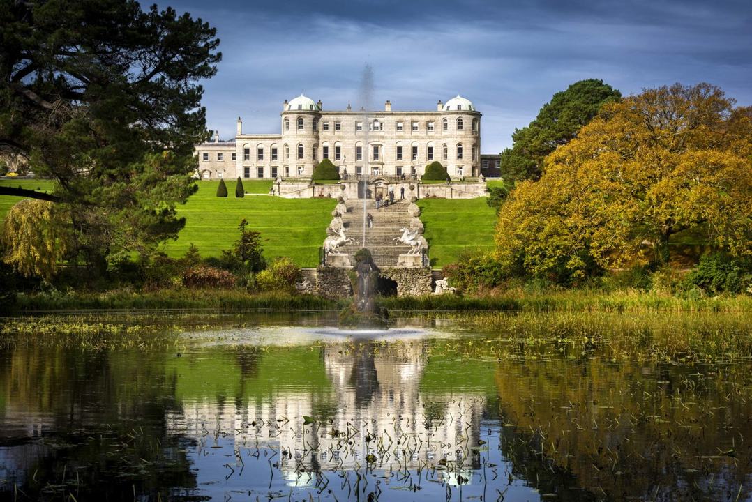 Private Glendalough and Powerscourt House Day Tour