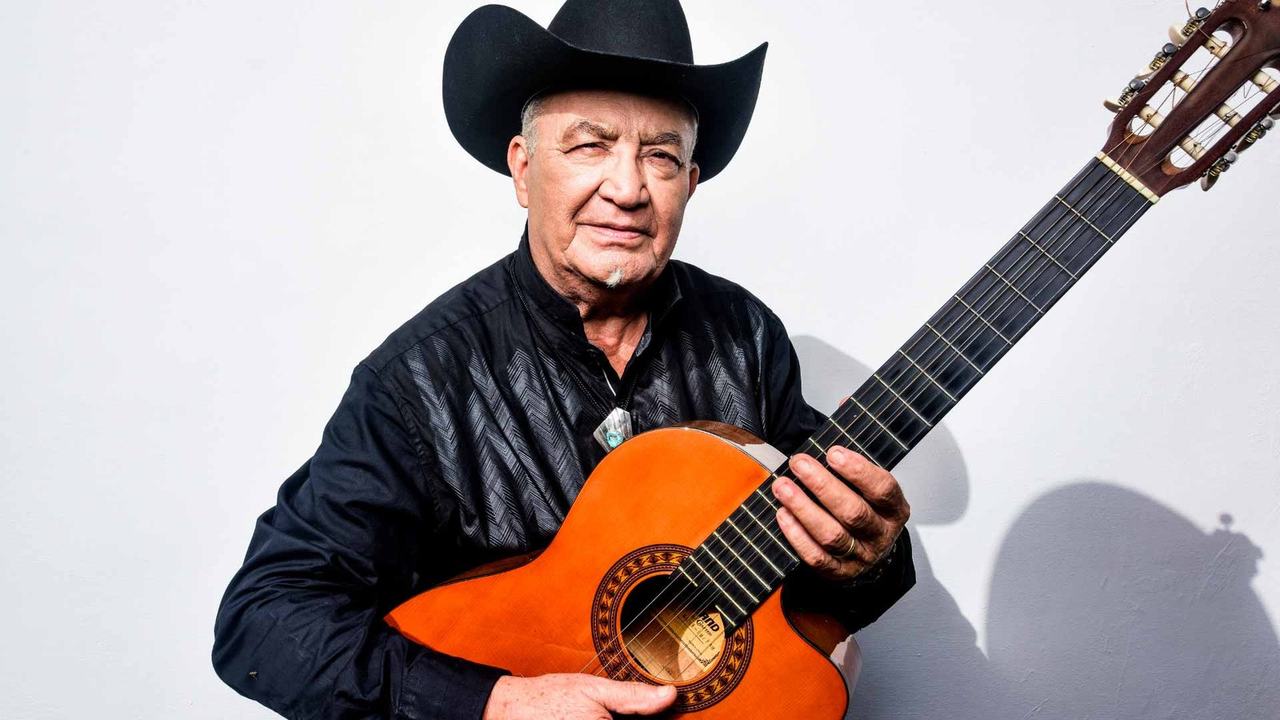 Eliades Ochoa – Star of Buena Vista Social Club