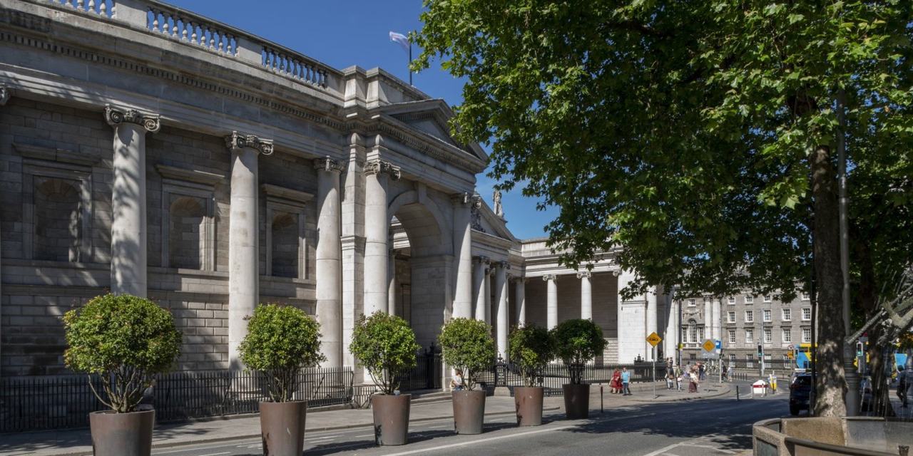 Georgian Dublin Walking Tour with Expert Local Guide