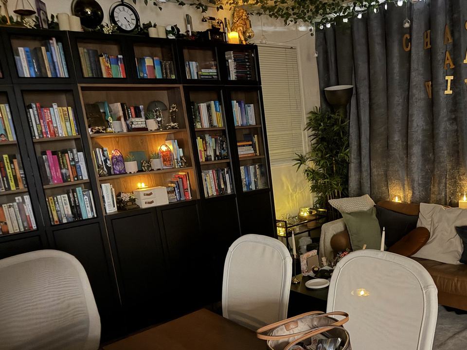 Silent Reading Evening at Chapter & Vines | Dublin 12