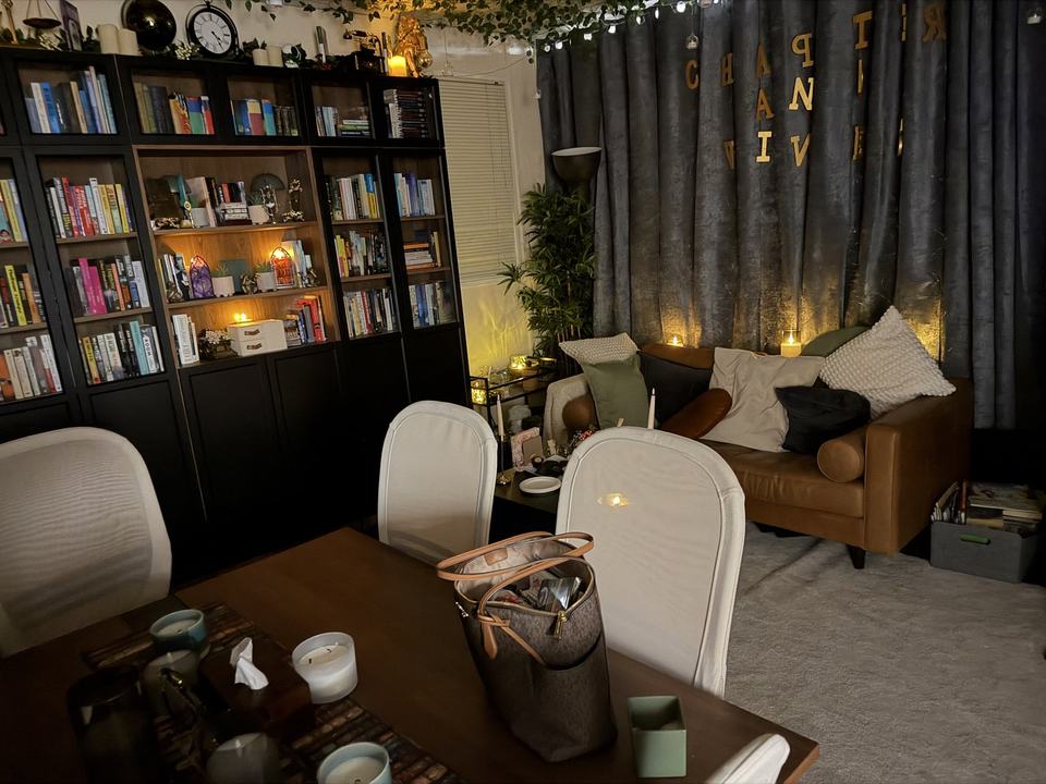 Silent Reading Evening at Chapter & Vines | Dublin 12
