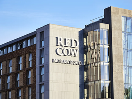 Red Cow Moran Hotel