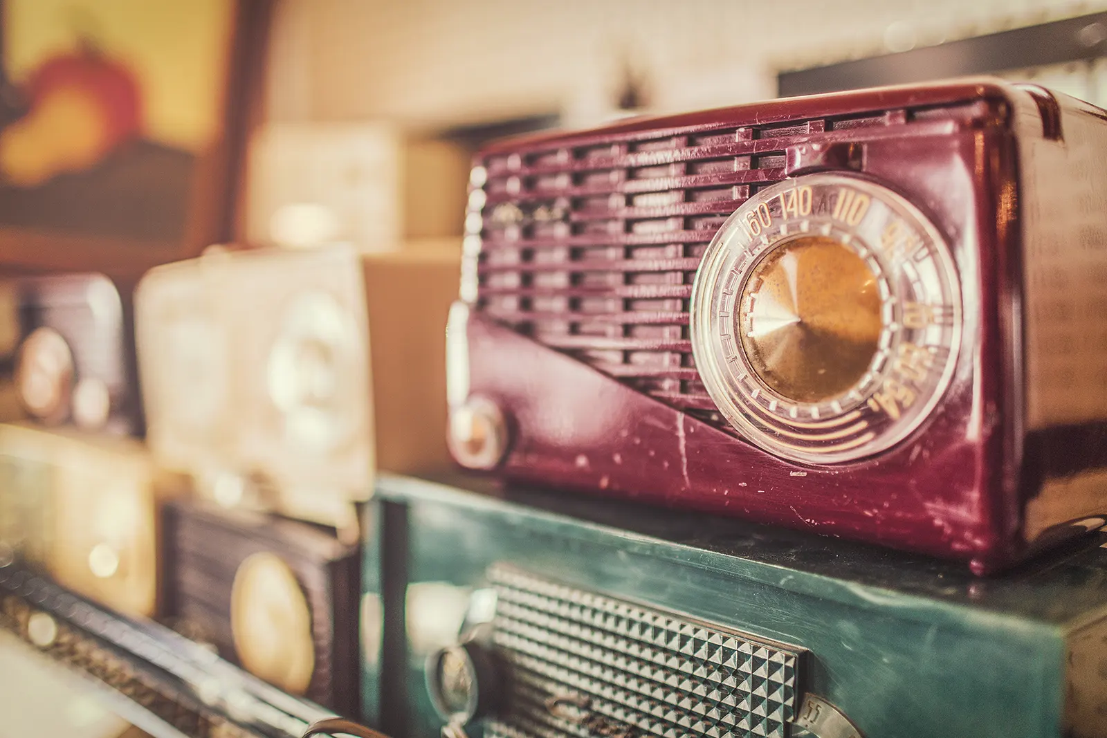 Repeler Moda receta Ye Olde Hurdy Gurdy Museum Of Vintage Radio | Dublin Guide